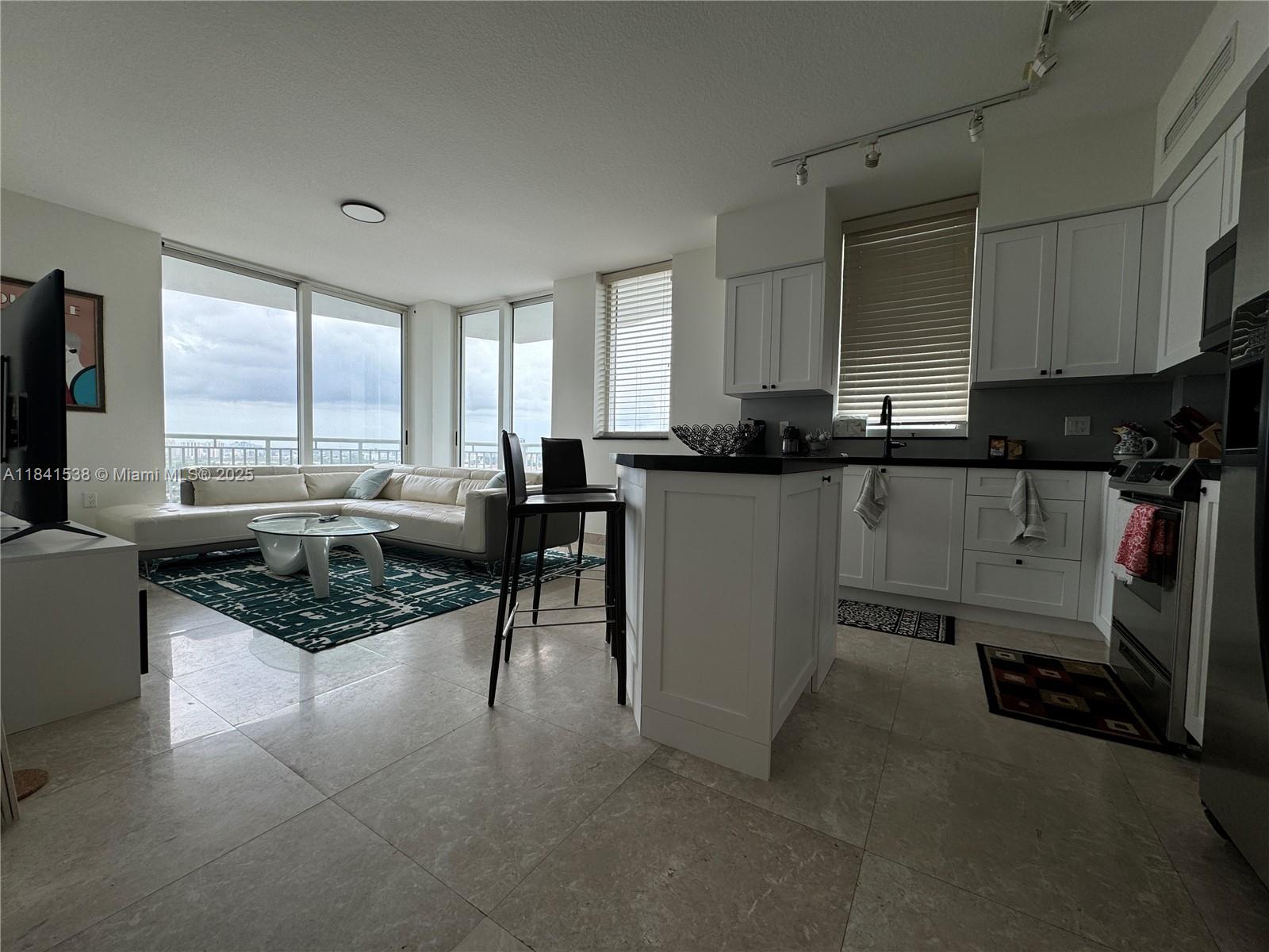 1755 East Hallandale Beach Boulevard, Unit 2207E Hallandale Beach, FL 33009 - Photo 9 of 34