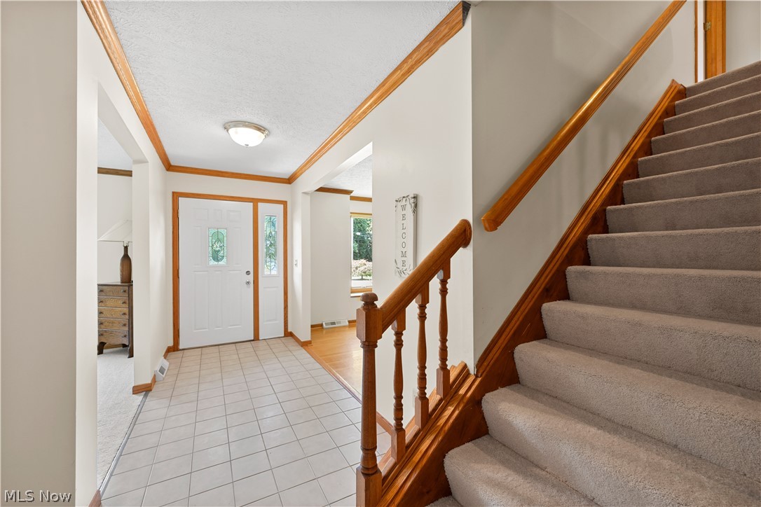 37959 Detroit Road Avon, OH 44011 - Photo 3 of 40 Gallery Image 3