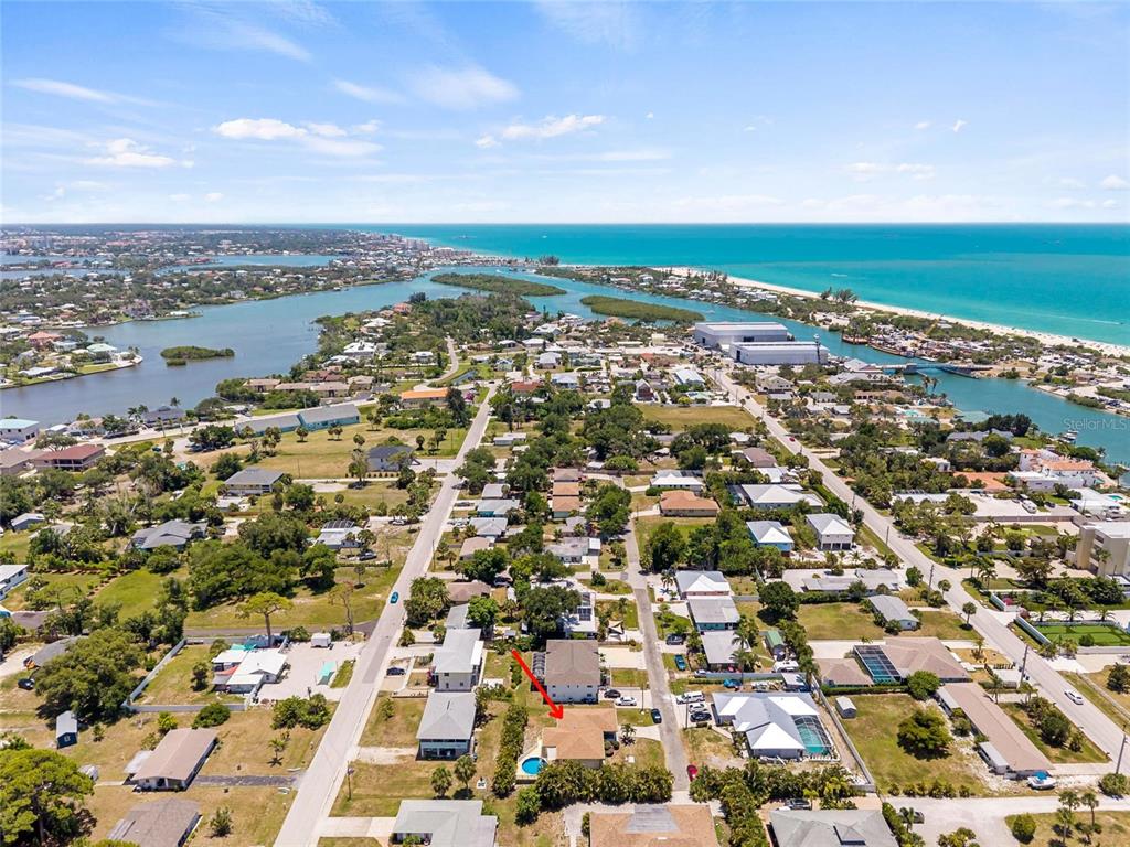 309 Shore T Road Nokomis, FL 34275 - Photo 12 of 53 Gallery Image 12