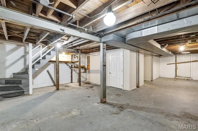 $138,500 | 9017 Tudor Avenue, Overland, MO 63114