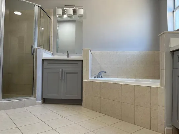 $3,695 | 349 Northeast 36th Terrace, Homestead, FL 33033