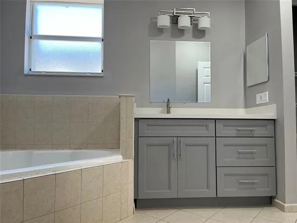 $3,695 | 349 Northeast 36th Terrace, Homestead, FL 33033
