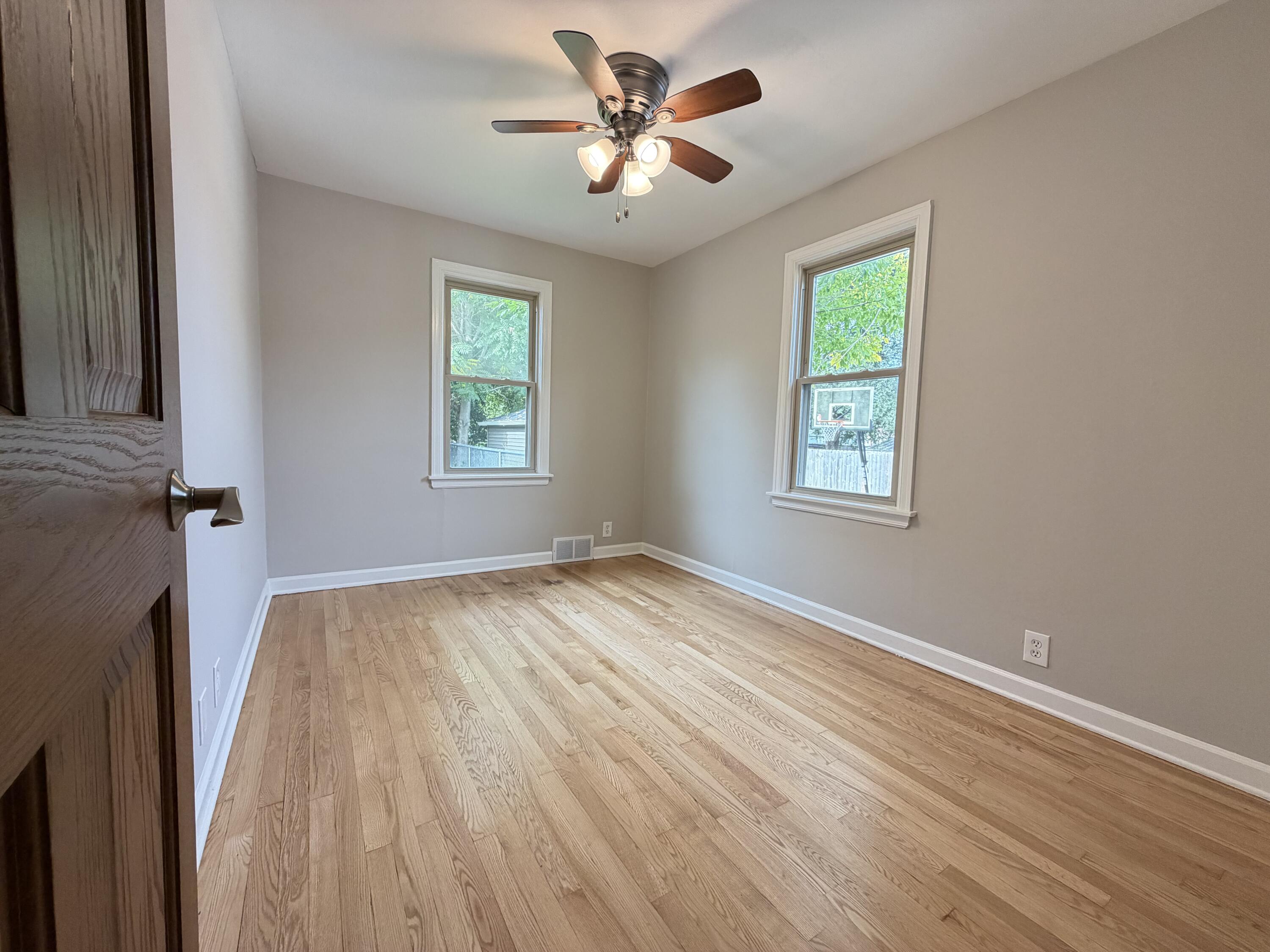 2308 West Lawn Avenue Racine, WI 53405 - Photo 11 of 21 Bedroom 3