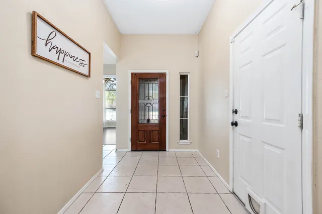 $250,000 | 6210 Newbury Drive, Katy, TX 77449