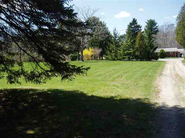 3101 Lakeshore Road Lexington, MI 48450 - Photo 3 of 30 31089172-2.JPG