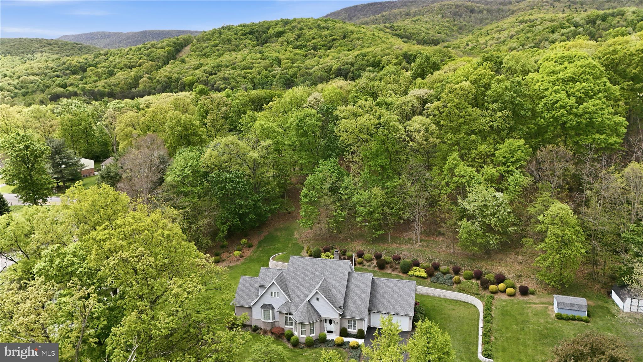 12819 Woodbine Road Southwest Cumberland, MD 21502 - Photo 9 of 69