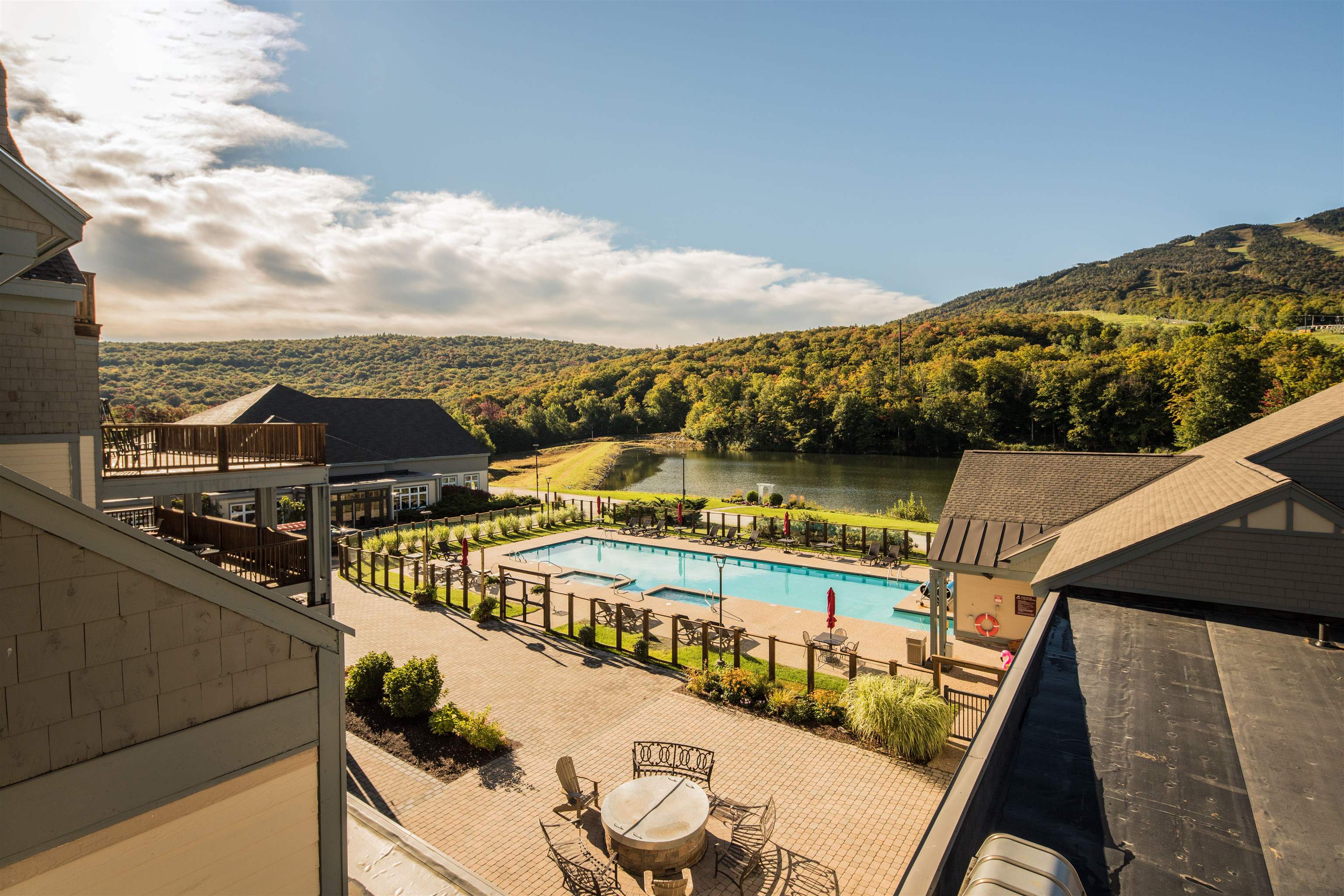 228 East Mountain Road, Unit 228 Killington, VT 05751 - Photo 14 of 31