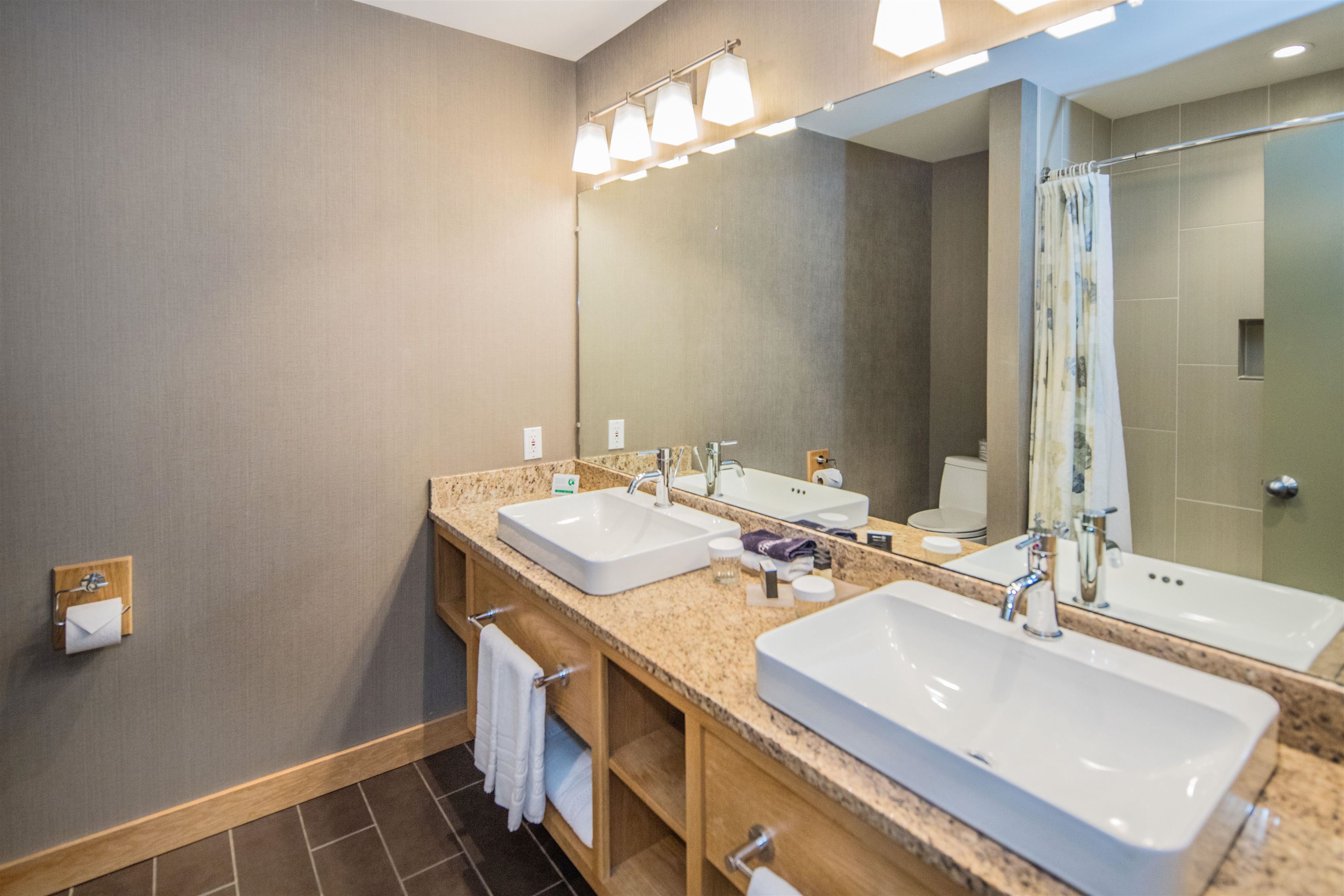 228 East Mountain Road, Unit 228 Killington, VT 05751 - Photo 16 of 31