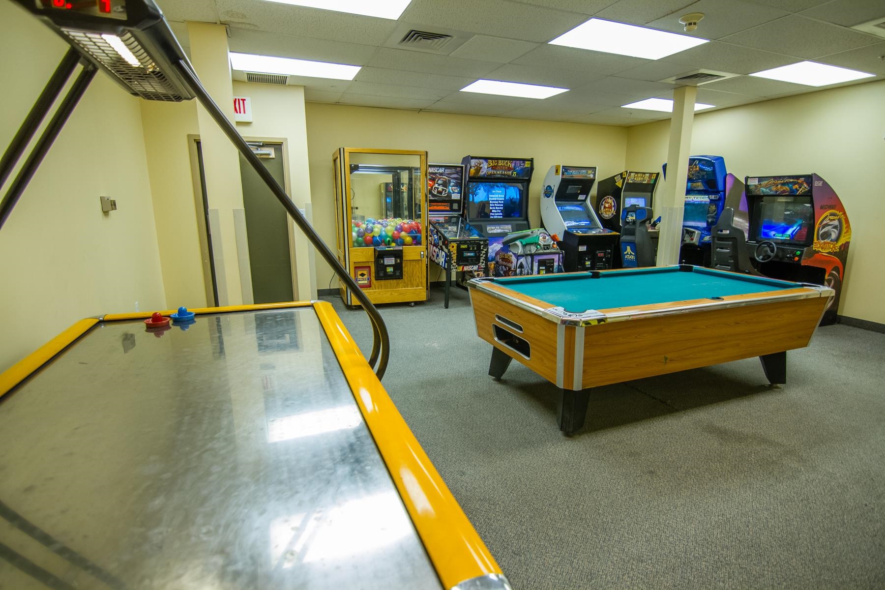 228 East Mountain Road, Unit 228 Killington, VT 05751 - Photo 29 of 31