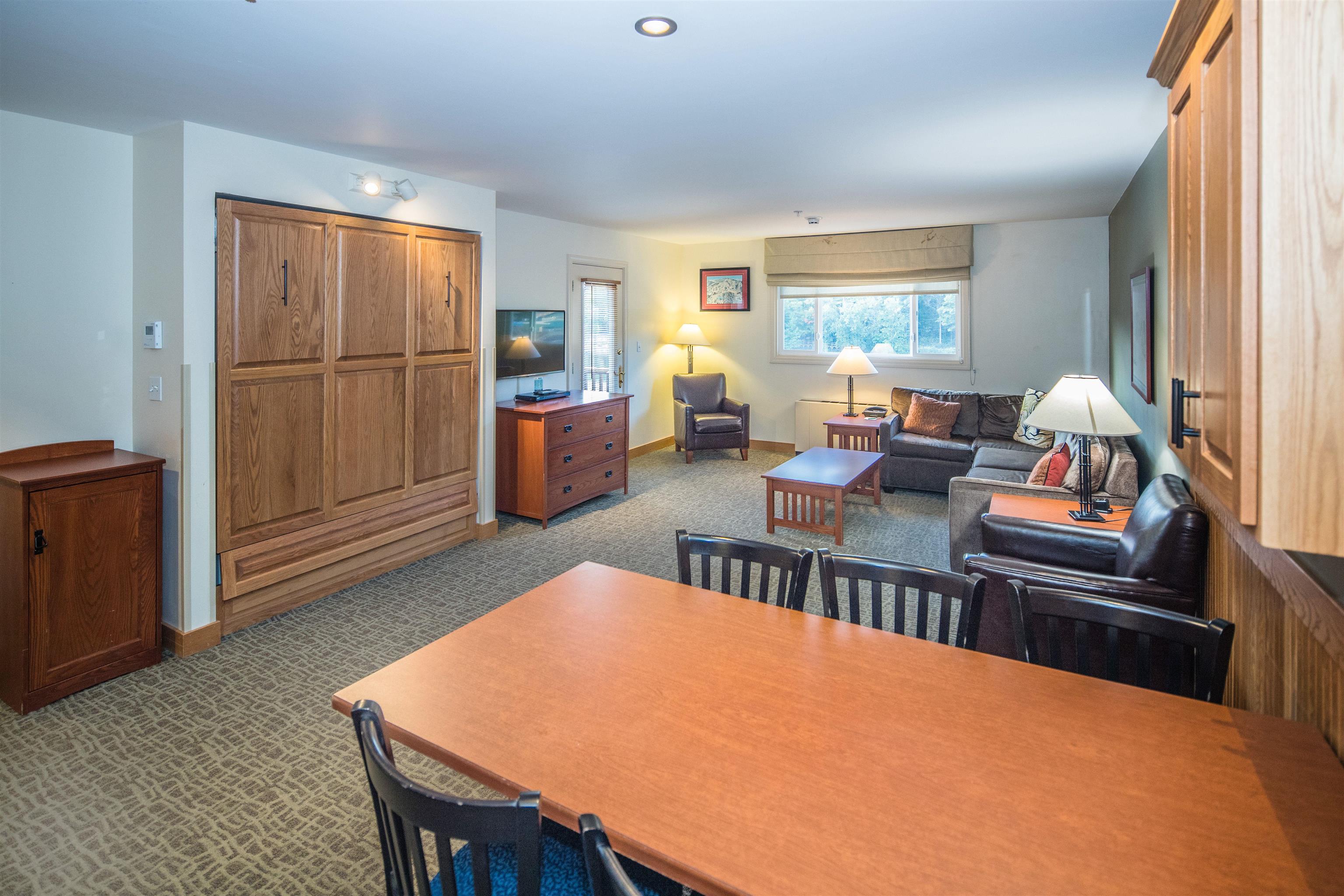 228 East Mountain Road, Unit 228 Killington, VT 05751 - Photo 6 of 31