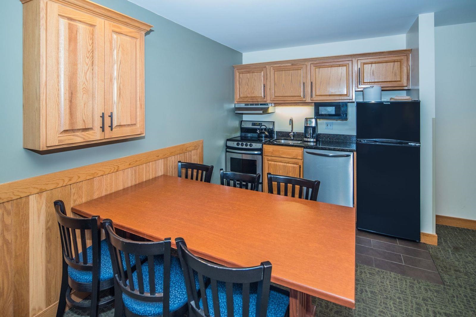 228 East Mountain Road, Unit 228 Killington, VT 05751 - Photo 7 of 31
