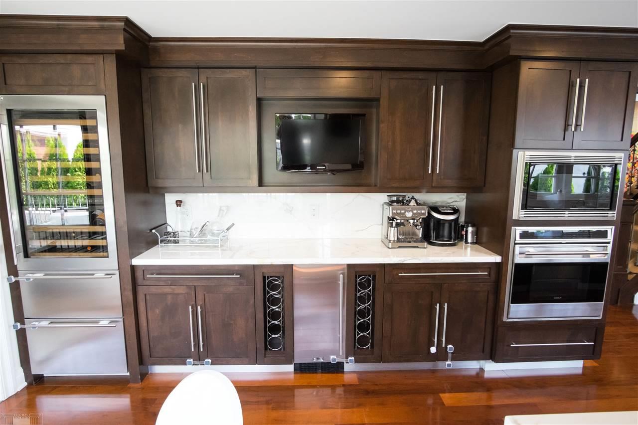 988 Lake Shore Road Grosse Pointe Shores, MI 48236 - Photo 33 of 60