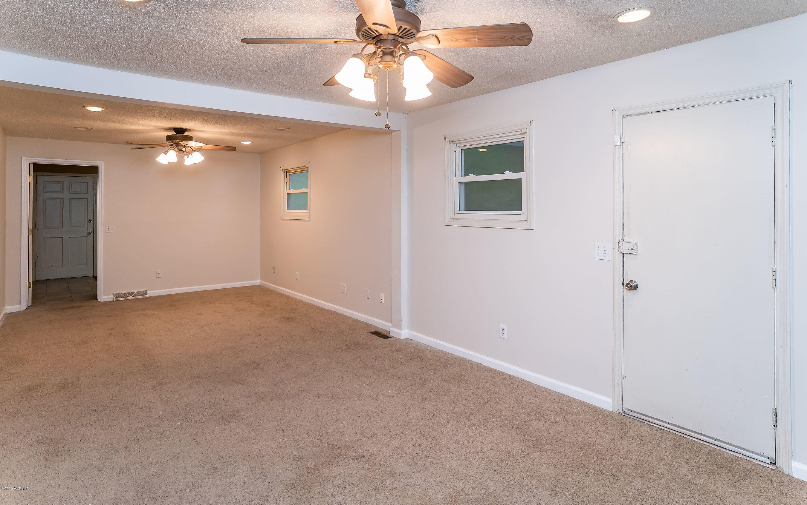 1611 Battery Creek Road Beaufort, SC 29902 - Photo 15 of 33 DSC00511-SMALL