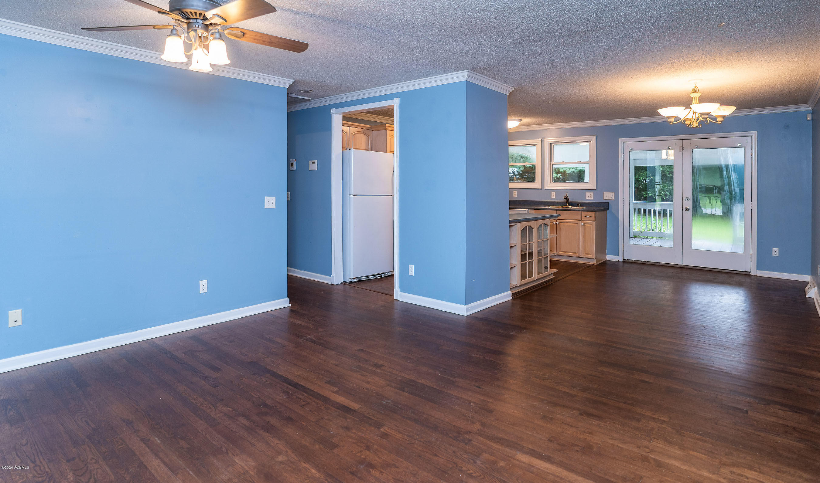 1611 Battery Creek Road Beaufort, SC 29902 - Photo 5 of 33 DSC00493-SMALL