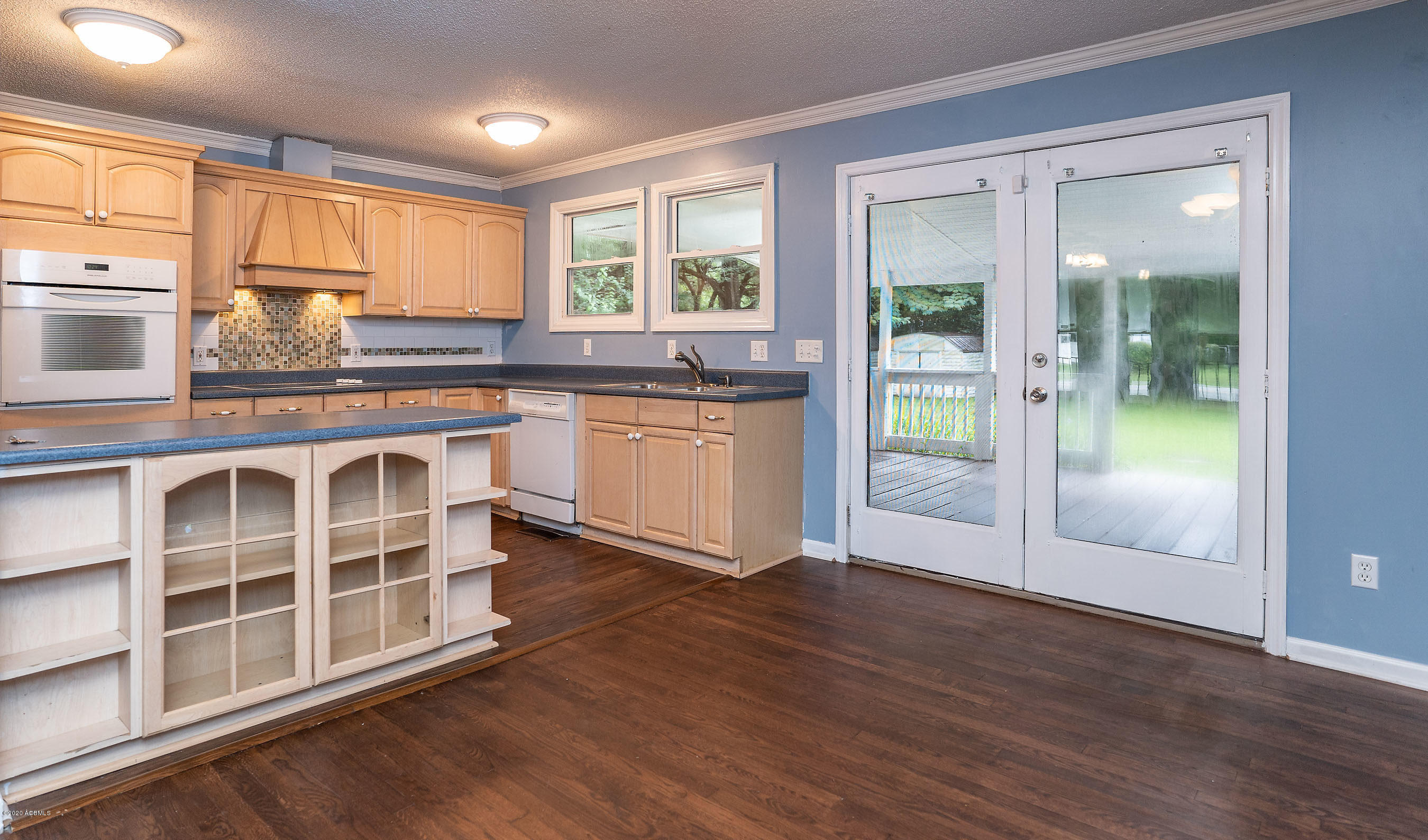 1611 Battery Creek Road Beaufort, SC 29902 - Photo 7 of 33 DSC00498-SMALL