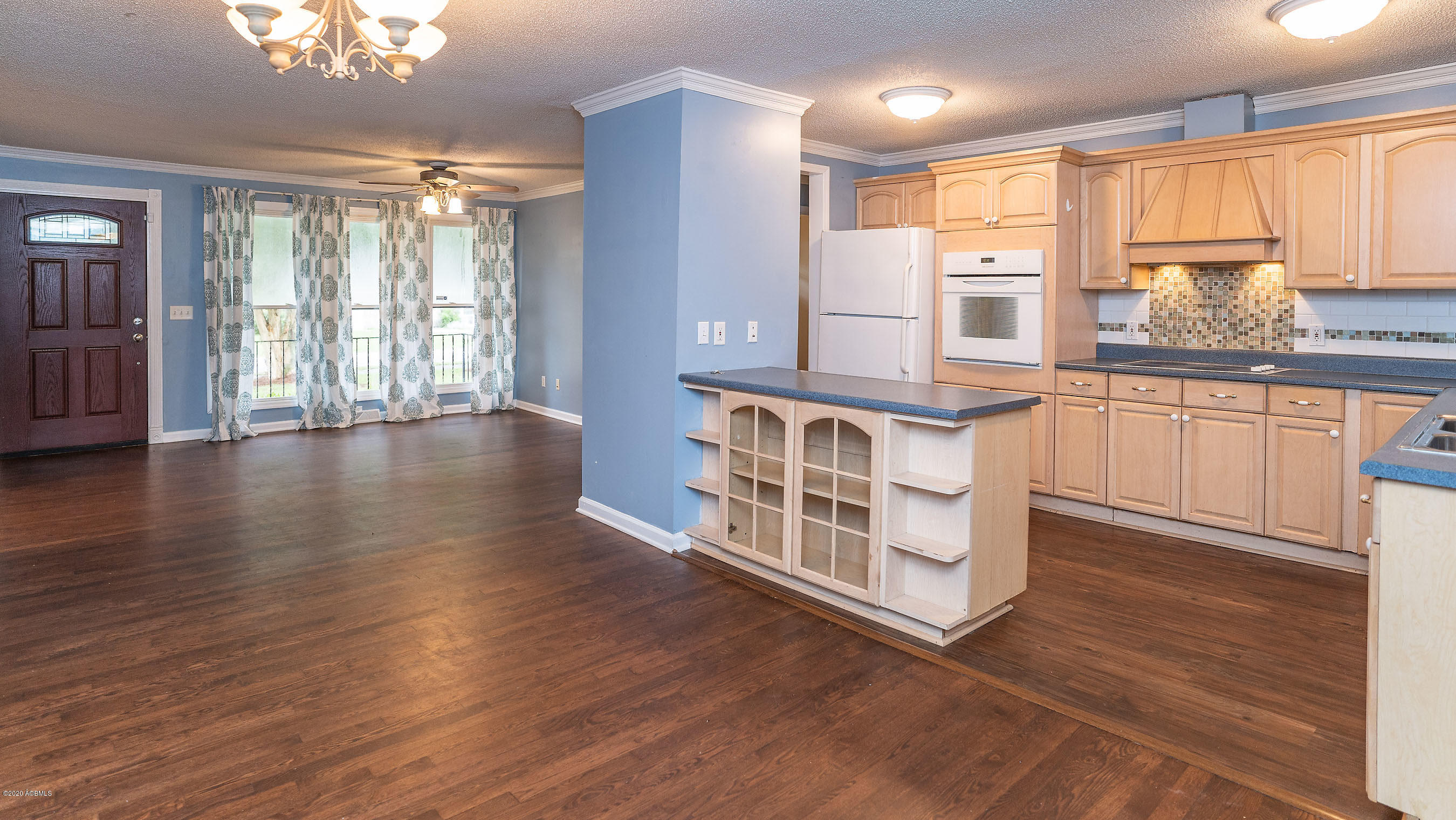 1611 Battery Creek Road Beaufort, SC 29902 - Photo 8 of 33 DSC00500-SMALL