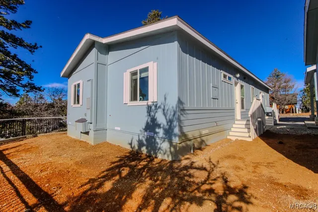 $2,850 | 1336 La Crescenta Drive, Unit 1, Big Bear City, CA 92314