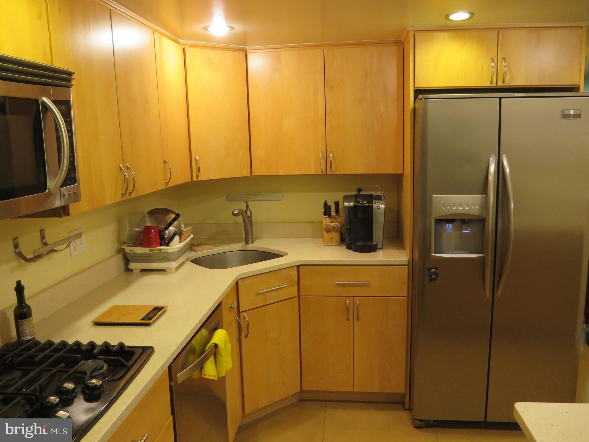 1413 Northgate Square, Unit 1C Reston, VA 20190 - Photo 3 of 22 Kitchen