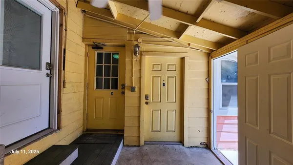 $1,200 | 1015 South Welch Street, Unit C, Denton, TX 76201