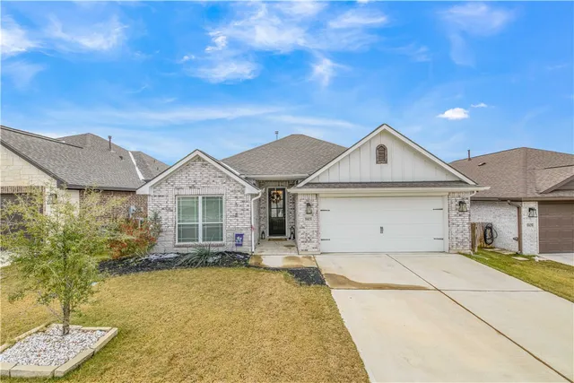 $2,450 | 5903 Eldora Drive, College Station, TX 77845