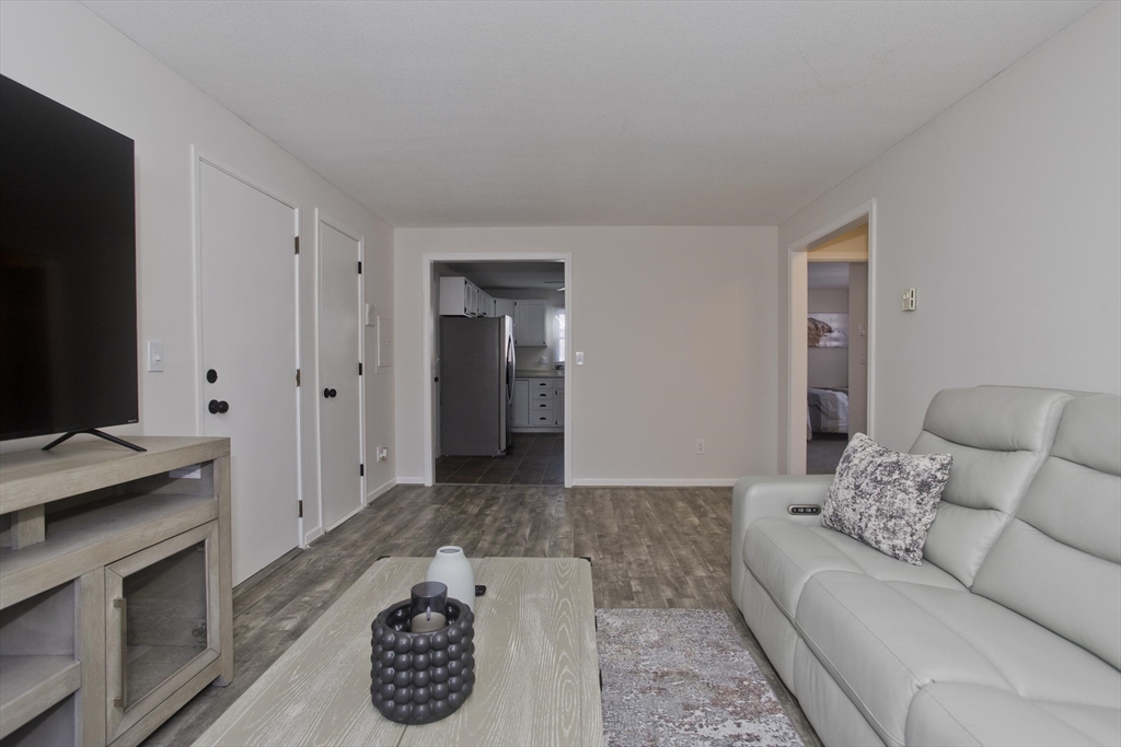 60 Chapin Street, Unit D Holyoke, MA 01040 - Photo 18 of 20