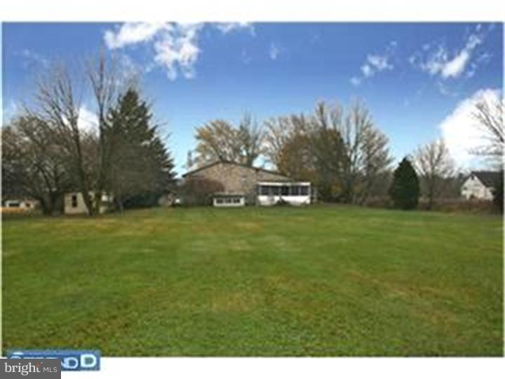 185 Wambold Road Harleysville, PA 19438 - Photo 3 of 15 Gallery Image 3