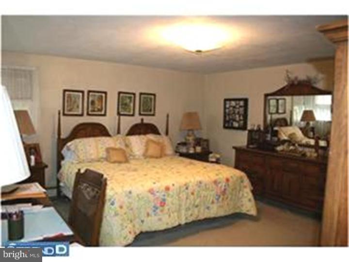 185 Wambold Road Harleysville, PA 19438 - Photo 9 of 15 Gallery Image 9
