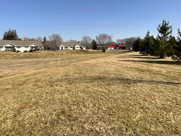 $359,000 | 1400 17th Avenue Southwest, Austin, MN 55912