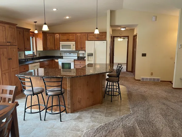 $589,900 | 7101 Browns Lane, Brainerd, MN 56401