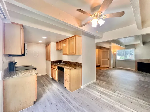 $279,900 | 7032 Fair Oaks Boulevard, Unit 1, Carmichael, CA 95608