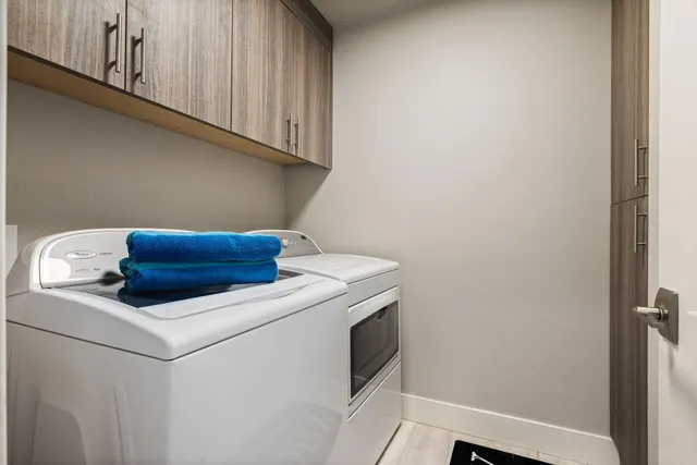 a bathroom with a toilet