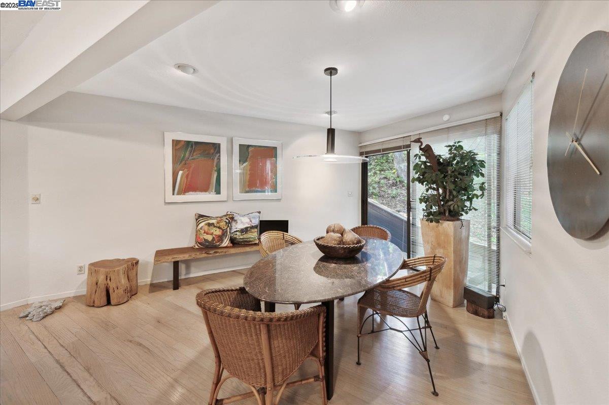 391 Oak Lane Pleasanton, CA 94566 - Photo 28 of 60 a kitchen with a table and chairs in it