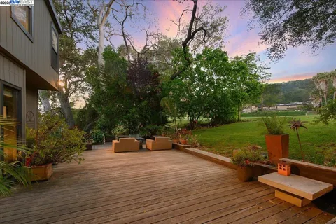 $2,095,000 | 391 Oak Lane, Pleasanton, CA 94566