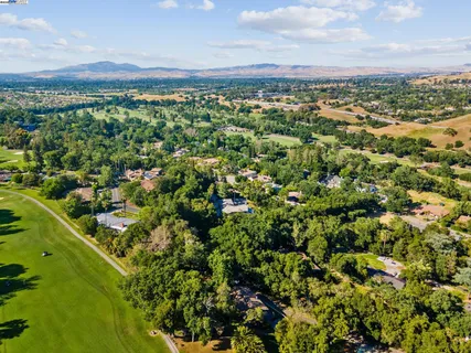 $2,095,000 | 391 Oak Lane, Pleasanton, CA 94566