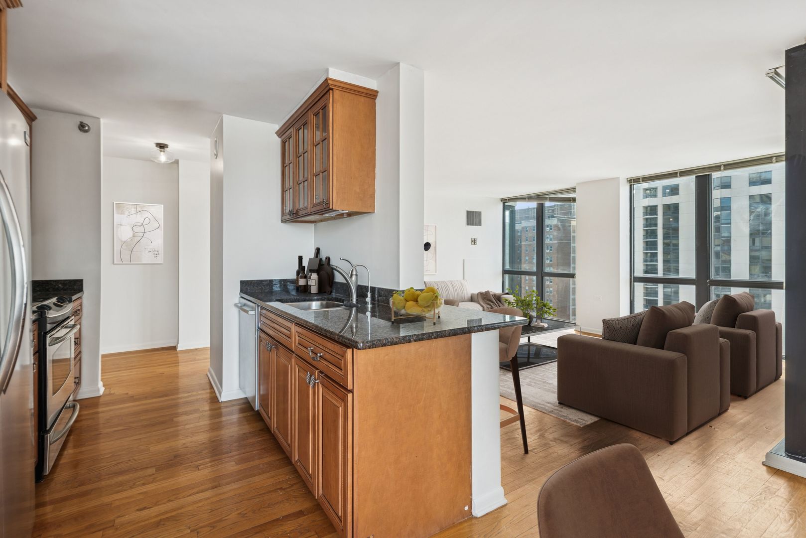 1122 North Clark Street, Unit 1403 Chicago, IL 60610 - Photo 9 of 23