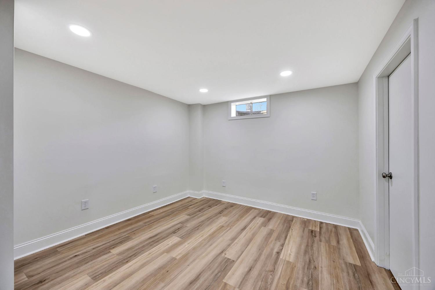 2510 Ross Hanover Road Hamilton, OH 45013 - Photo 24 of 39 Basement living space