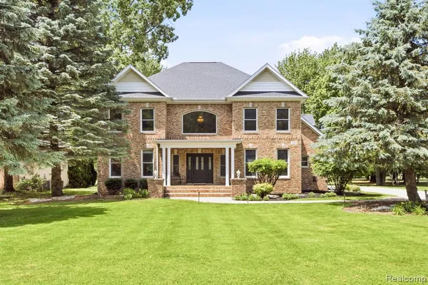 $525,000 | 3269 St Andrews Drive, Port Huron, MI 48060