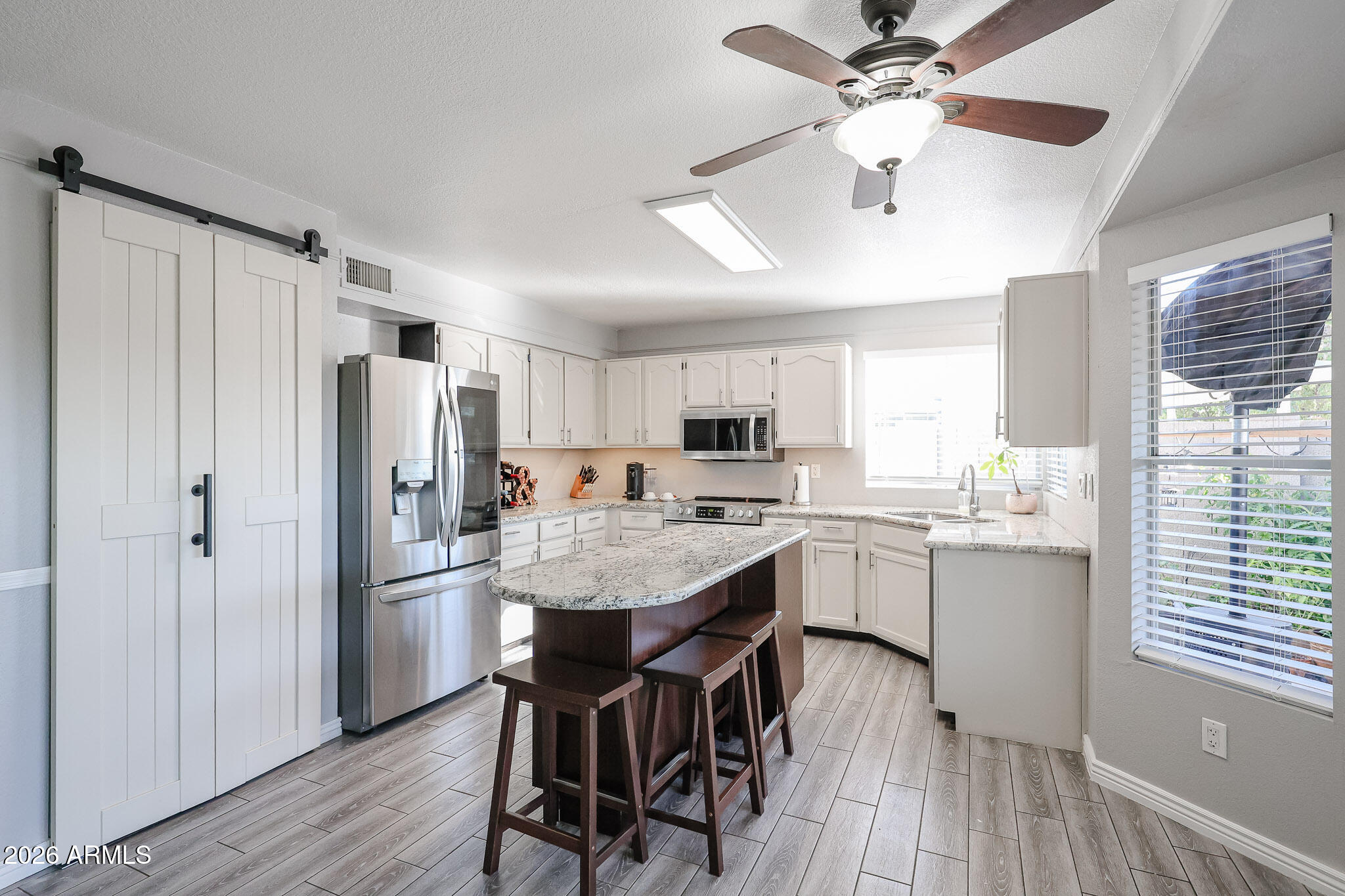 441 South Maple, Unit 8 Mesa, AZ 85206 - Photo 6 of 28 06