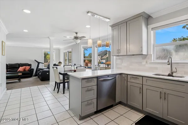 $830,992 | 2 Higgins Court, Howell, NJ 07731
