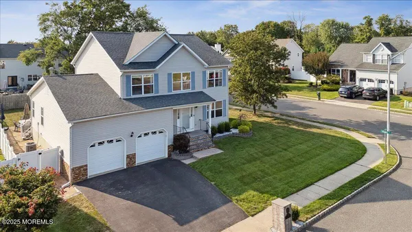$830,992 | 2 Higgins Court, Howell, NJ 07731