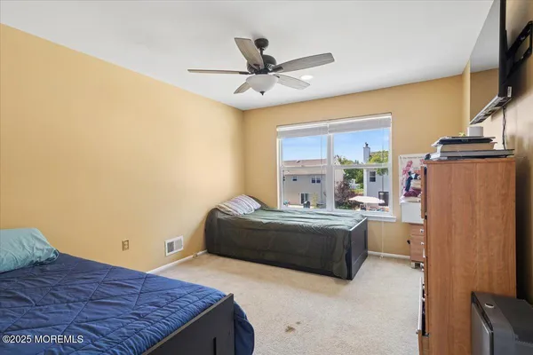 $830,992 | 2 Higgins Court, Howell, NJ 07731