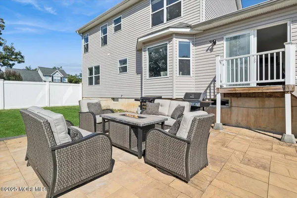 $830,992 | 2 Higgins Court, Howell, NJ 07731
