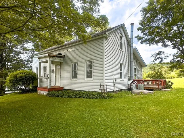 $99,900 | 9067 Main Street, Brookfield, NY 13418