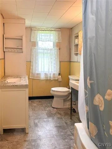 $99,900 | 9067 Main Street, Brookfield, NY 13418