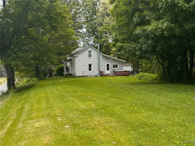 $99,900 | 9067 Main Street, Brookfield, NY 13418