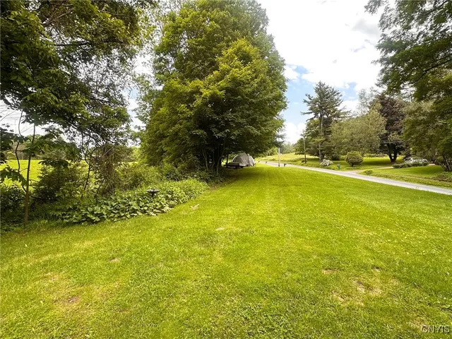 $99,900 | 9067 Main Street, Brookfield, NY 13418