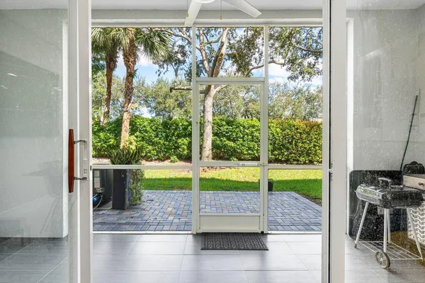 $2,900 | 9893 Porta Leona Lane, Boynton Beach, FL 33472