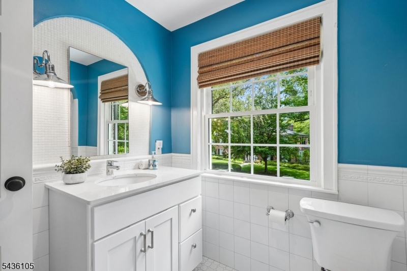 8 Cross Gates Short Hills, NJ 07078 - Photo 33 of 42