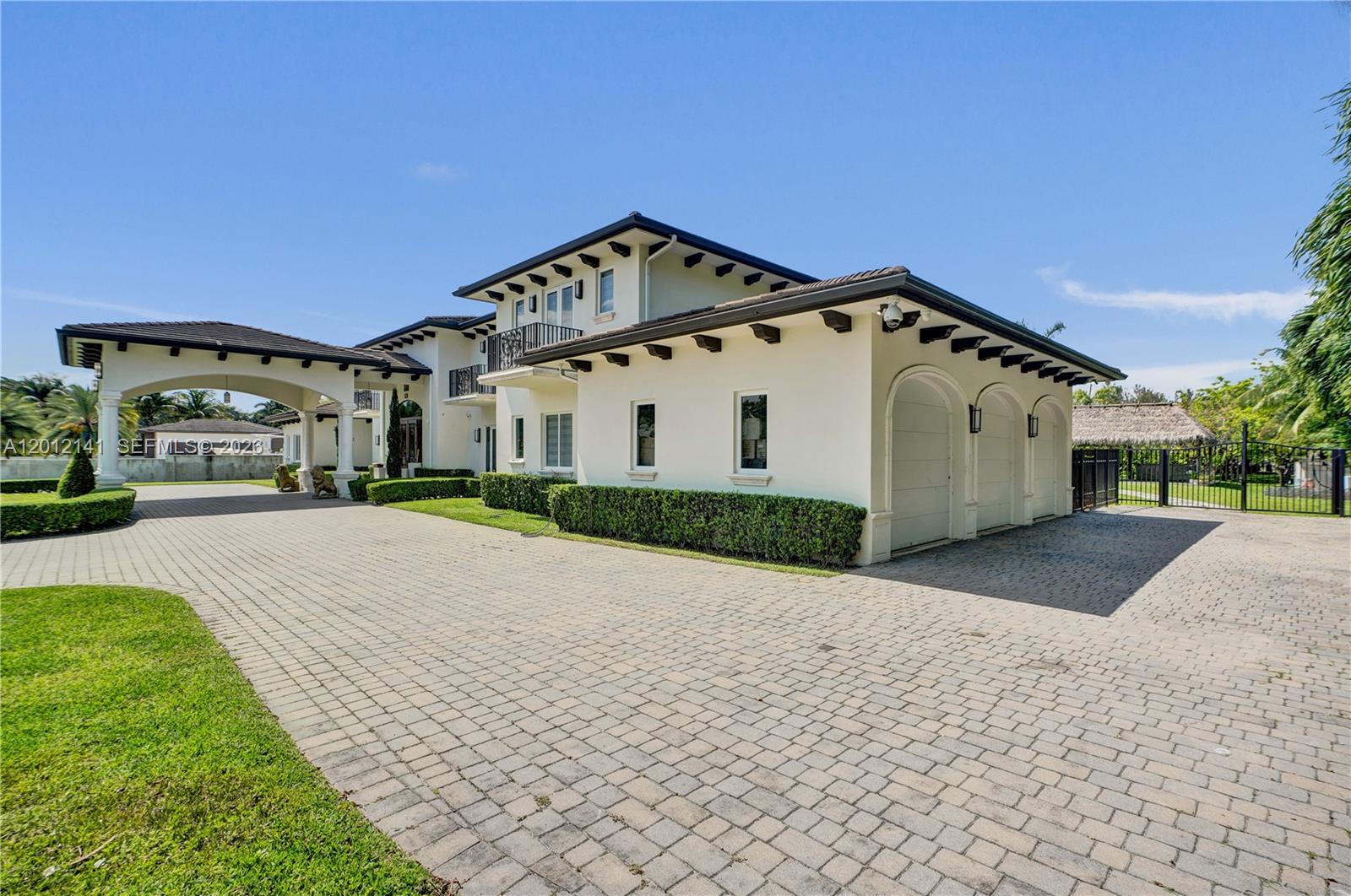 12401 Southwest 45th Street Miami, FL 33175 - Photo 16 of 79