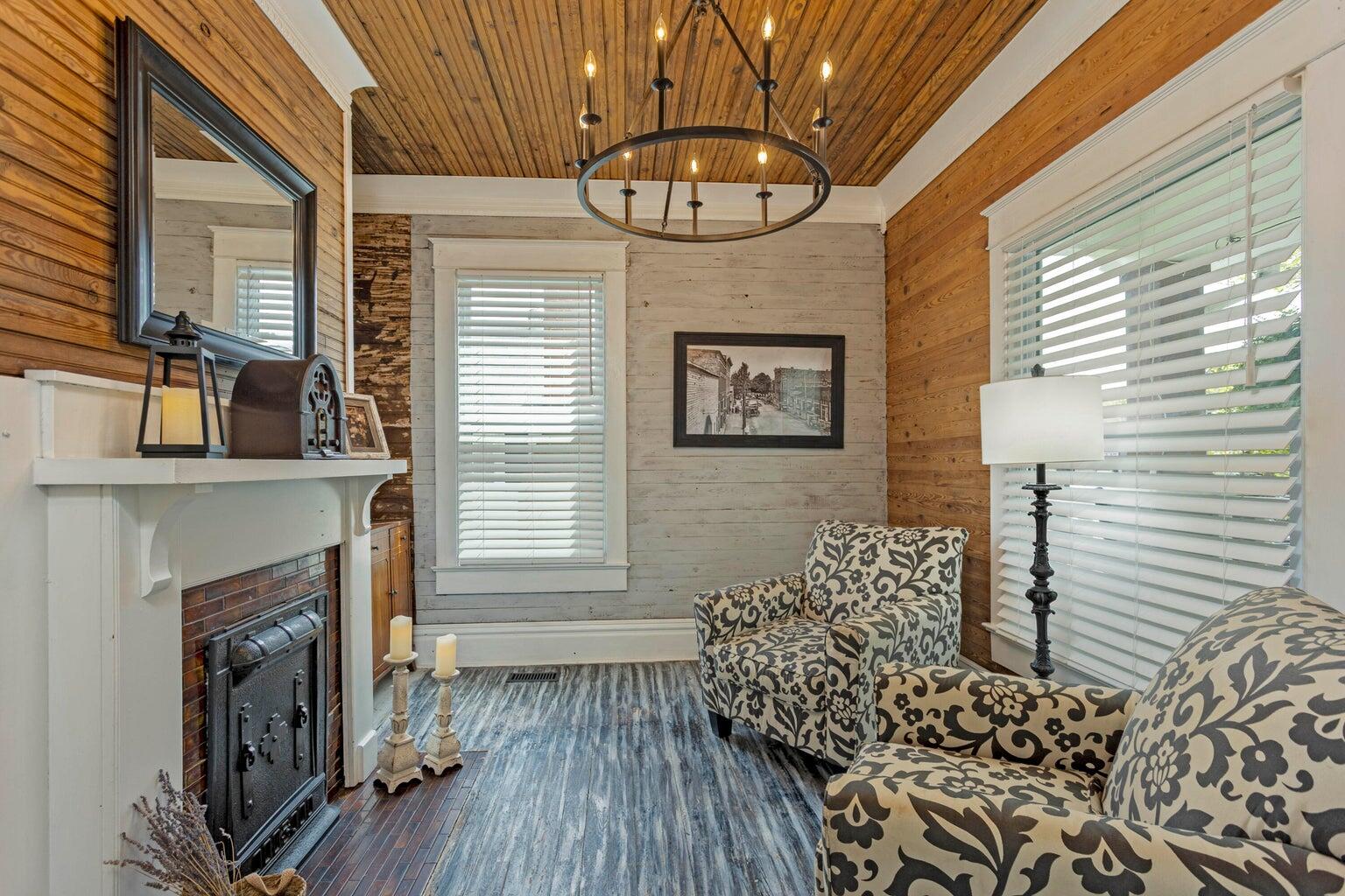 280 Main Street Dayton, TN 37321 - Photo 15 of 62 Parlor